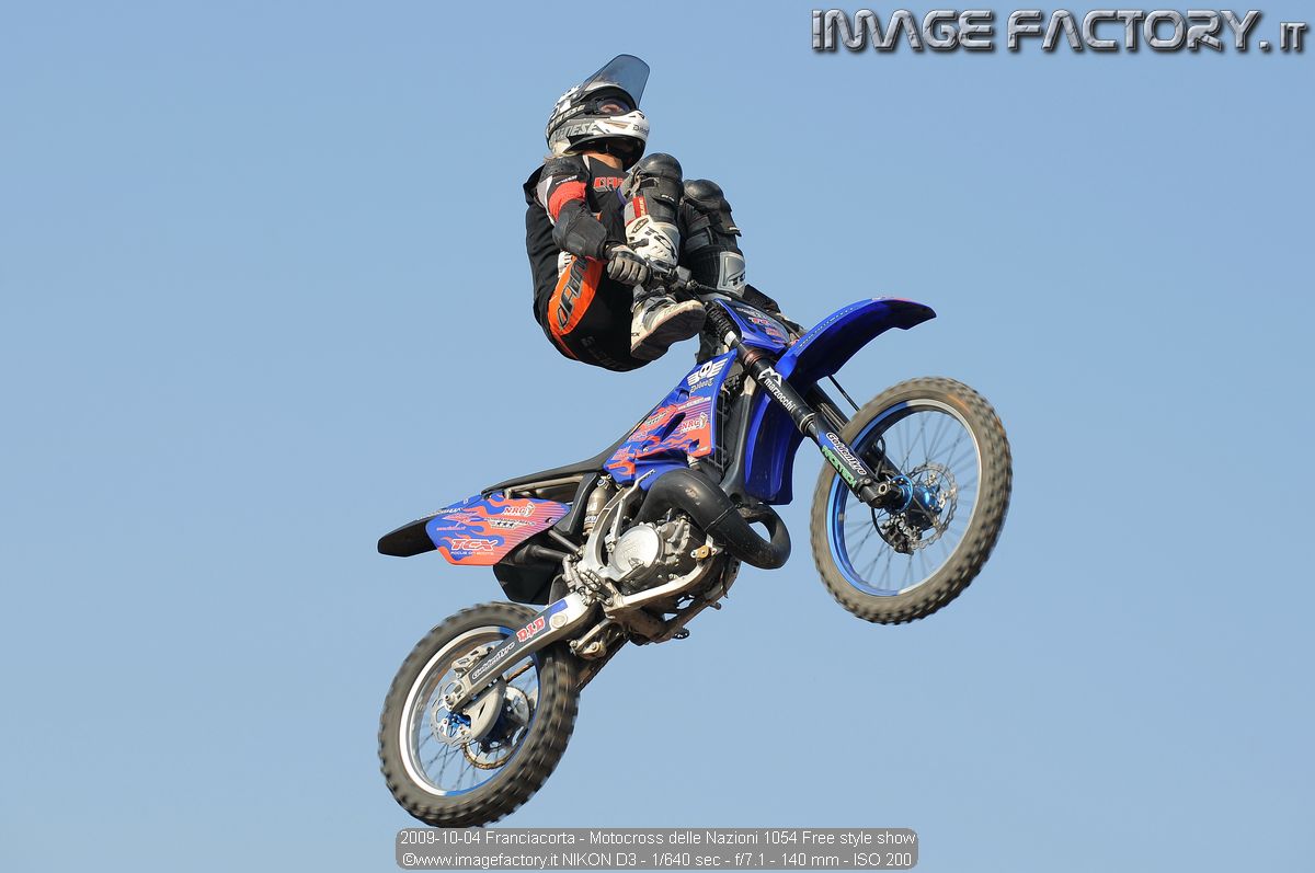 2009-10-04 Franciacorta - Motocross delle Nazioni 1054 Free style show